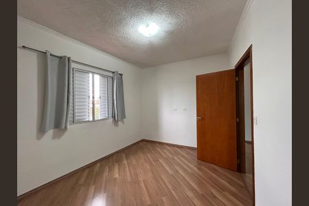 Casa à venda com 330m², 4 quartos e 4 vagas Casa à venda com 330m², 4 quartos e 4 vagasQuarto 1