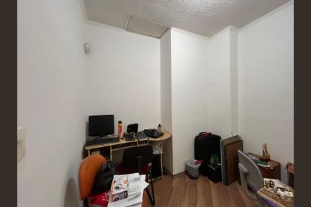 Casa à venda com 330m², 4 quartos e 4 vagas Casa à venda com 330m², 4 quartos e 4 vagasEscritório