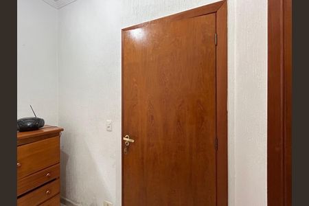 Casa à venda com 330m², 4 quartos e 4 vagas Casa à venda com 330m², 4 quartos e 4 vagasQuarto de Serviço