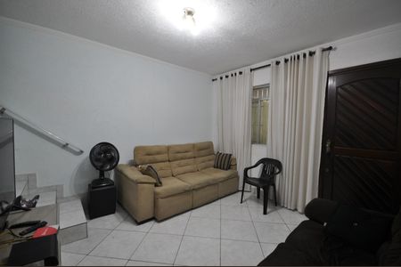 Casa à venda com 182m², 4 quartos e 1 vagaSala 1