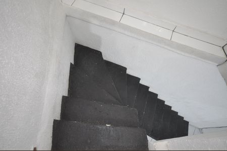 Casa à venda com 182m², 4 quartos e 1 vagaEscada