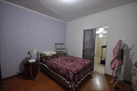 Casa à venda com 182m², 4 quartos e 1 vagaQuarto 1