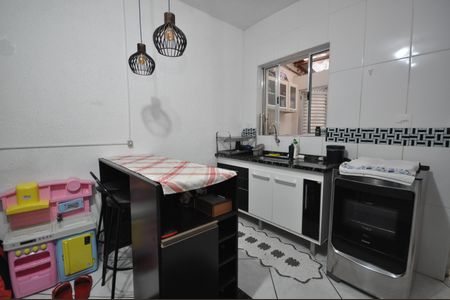 Casa à venda com 182m², 4 quartos e 1 vagaCozinha 02