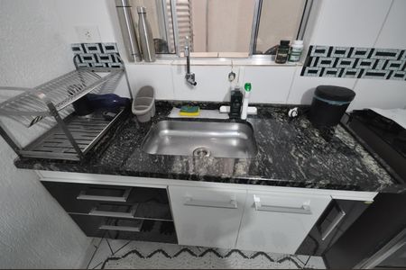 Casa à venda com 182m², 4 quartos e 1 vagaCozinha 02