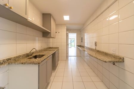 Apartamento para alugar com 130m², 3 quartos e 2 vagas Apartamento para alugar com 130m², 3 quartos e 2 vagasCozinha