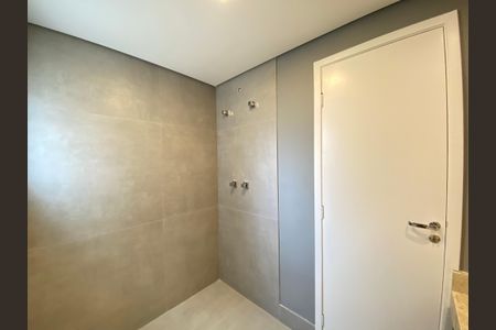 Apartamento à venda com 130m², 3 quartos e 2 vagas Apartamento à venda com 130m², 3 quartos e 2 vagasBanheiro Suite 2