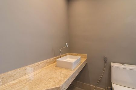 Apartamento para alugar com 130m², 3 quartos e 2 vagas Apartamento para alugar com 130m², 3 quartos e 2 vagasBanheiro Suíte 1