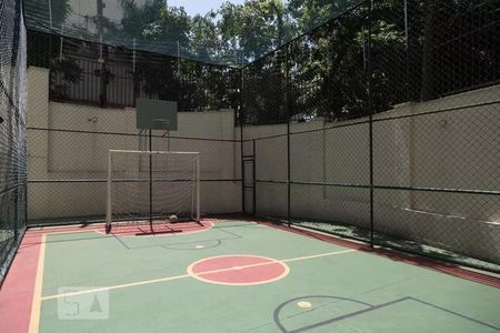 Apartamento para alugar com 130m², 3 quartos e 2 vagas Apartamento para alugar com 130m², 3 quartos e 2 vagasArea Comum - Quadra