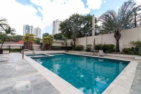 Apartamento para alugar com 130m², 3 quartos e 2 vagas Apartamento para alugar com 130m², 3 quartos e 2 vagasArea Comum - Piscina