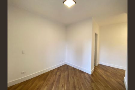 Apartamento à venda com 130m², 3 quartos e 2 vagas Apartamento à venda com 130m², 3 quartos e 2 vagasSuite 2