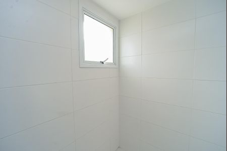 Apartamento à venda com 82m², 2 quartos e 2 vagasBanheiro da Suíte 1