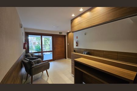 Apartamento à venda com 82m², 2 quartos e 2 vagasHall de entrada