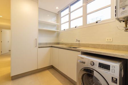 Apartamento à venda com 222m², 3 quartos e 2 vagasÁrea de Serviço