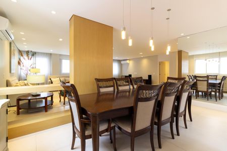 Apartamento à venda com 222m², 3 quartos e 2 vagasSala