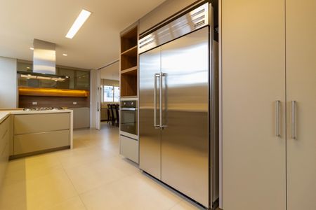 Apartamento à venda com 222m², 3 quartos e 2 vagasCozinha