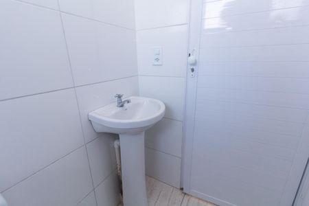 Apartamento à venda com 47m², 2 quartos e sem vaga Apartamento à venda com 47m², 2 quartos e sem vagaBanheiro