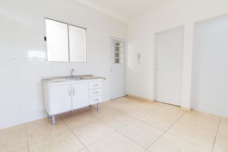 Apartamento à venda com 47m², 2 quartos e sem vaga Apartamento à venda com 47m², 2 quartos e sem vagaSala/Cozinha