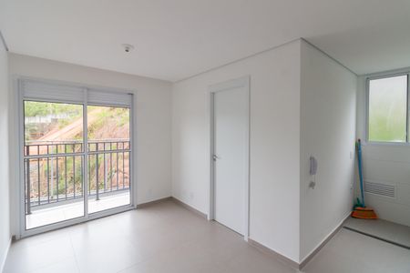Apartamento para alugar com 37m², 2 quartos e sem vaga Apartamento para alugar com 37m², 2 quartos e sem vagaSala