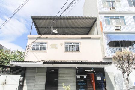 Apartamento para alugar com 35m², 1 quarto e sem vaga Apartamento para alugar com 35m², 1 quarto e sem vagaFachada