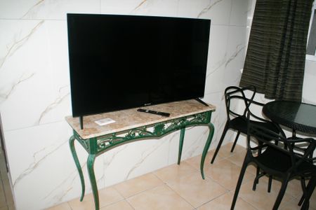 Casa de condomínio para alugar com 52m², 1 quarto e 1 vagaSala