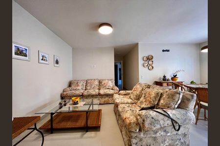 Apartamento à venda com 122m², 3 quartos e 2 vagasSala