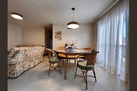 Apartamento à venda com 122m², 3 quartos e 2 vagasSala