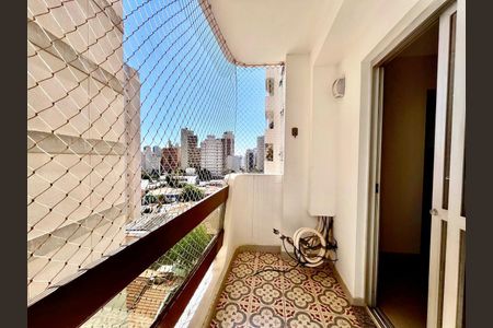 Apartamento à venda com 122m², 3 quartos e 2 vagasVista da Sacada