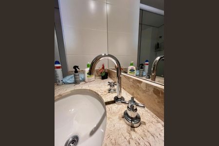 Apartamento à venda com 122m², 3 quartos e 2 vagasBanheiro Suíte