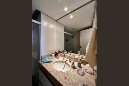 Apartamento à venda com 122m², 3 quartos e 2 vagasBanheiro Suíte