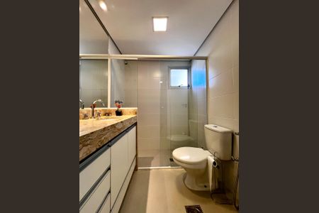 Apartamento à venda com 122m², 3 quartos e 2 vagasBanheiro