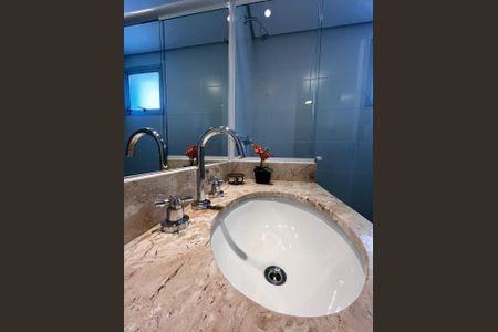 Apartamento à venda com 122m², 3 quartos e 2 vagasBanheiro