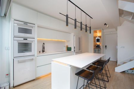 Apartamento à venda com 62m², 1 quarto e 2 vagas Apartamento à venda com 62m², 1 quarto e 2 vagasFoto 02