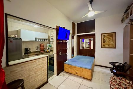 Apartamento à venda com 30m², 1 quarto e sem vagaSala/Quarto