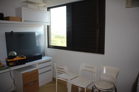 Apartamento à venda com 383m², 5 quartos e 4 vagasQuarto 4