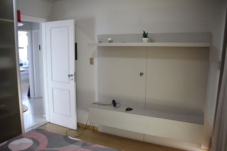 Apartamento à venda com 383m², 5 quartos e 4 vagasQuarto 43