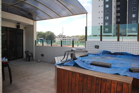 Apartamento à venda com 383m², 5 quartos e 4 vagasCobertura