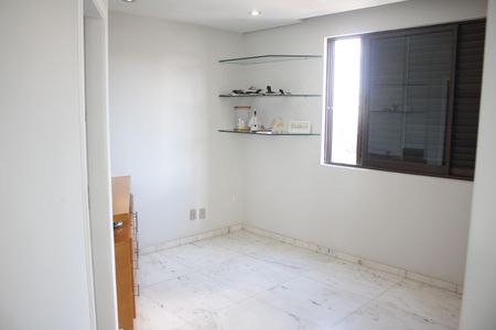 Apartamento à venda com 383m², 5 quartos e 4 vagasCopa