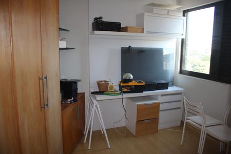 Apartamento à venda com 383m², 5 quartos e 4 vagasQuarto 4