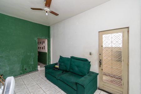 Apartamento à venda com 74m², 2 quartos e 1 vagaSala