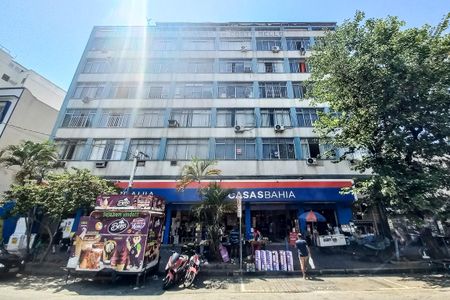 Apartamento à venda com 74m², 2 quartos e 1 vagaFachada do Prédio