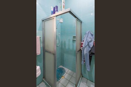 Apartamento à venda com 74m², 2 quartos e 1 vagaBanheiro