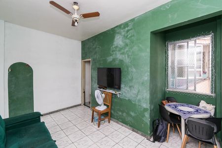 Apartamento à venda com 74m², 2 quartos e 1 vagaSala