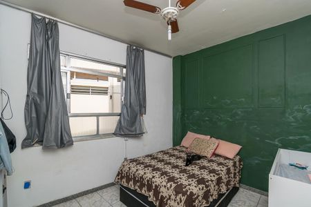 Apartamento à venda com 74m², 2 quartos e 1 vagaQuarto 2