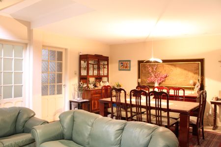 Casa à venda com 410m², 4 quartos e 4 vagasSala de Jantar