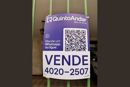 Casa à venda com 410m², 4 quartos e 4 vagas Casa à venda com 410m², 4 quartos e 4 vagasPlaca