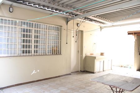 Casa à venda com 410m², 4 quartos e 4 vagasChurrasqueira
