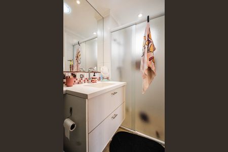 Apartamento à venda com 103m², 3 quartos e 3 vagasBanheiro Suíte 2