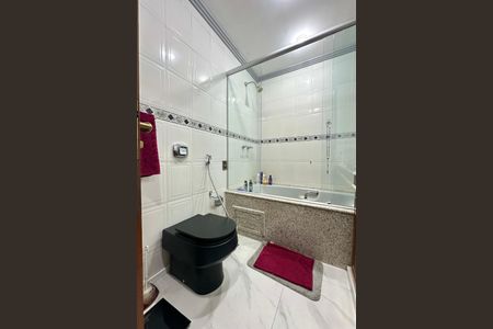 Apartamento à venda com 145m², 2 quartos e 1 vaga Apartamento à venda com 145m², 2 quartos e 1 vagaSuíte