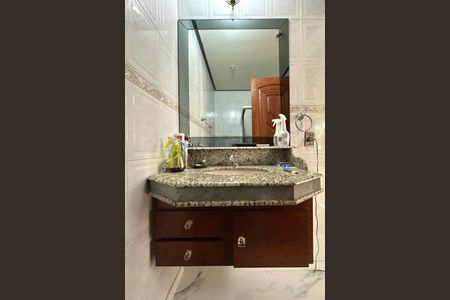 Apartamento à venda com 145m², 2 quartos e 1 vaga Apartamento à venda com 145m², 2 quartos e 1 vagaBanheiro Social