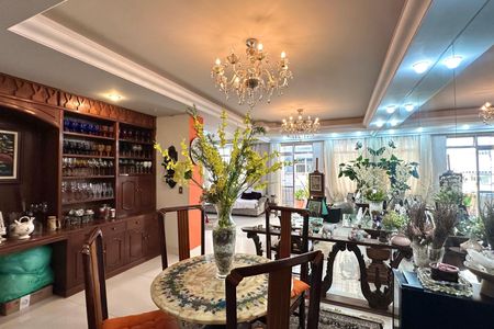 Apartamento à venda com 145m², 2 quartos e 1 vaga Apartamento à venda com 145m², 2 quartos e 1 vagaSala